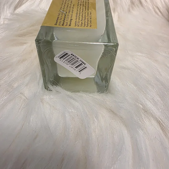 TRULY Cake Maker Serum - Gold and White - Picture 3 of 3